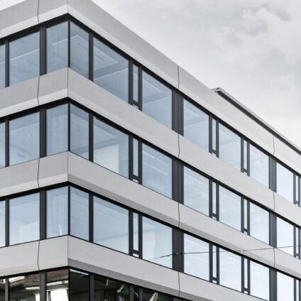 Holz/Metall-Fenstersysteme, windura